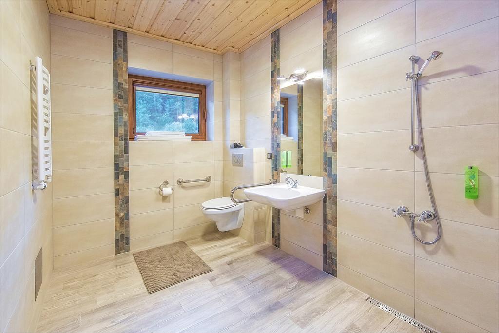 Apartment 58 Czarny Gron *